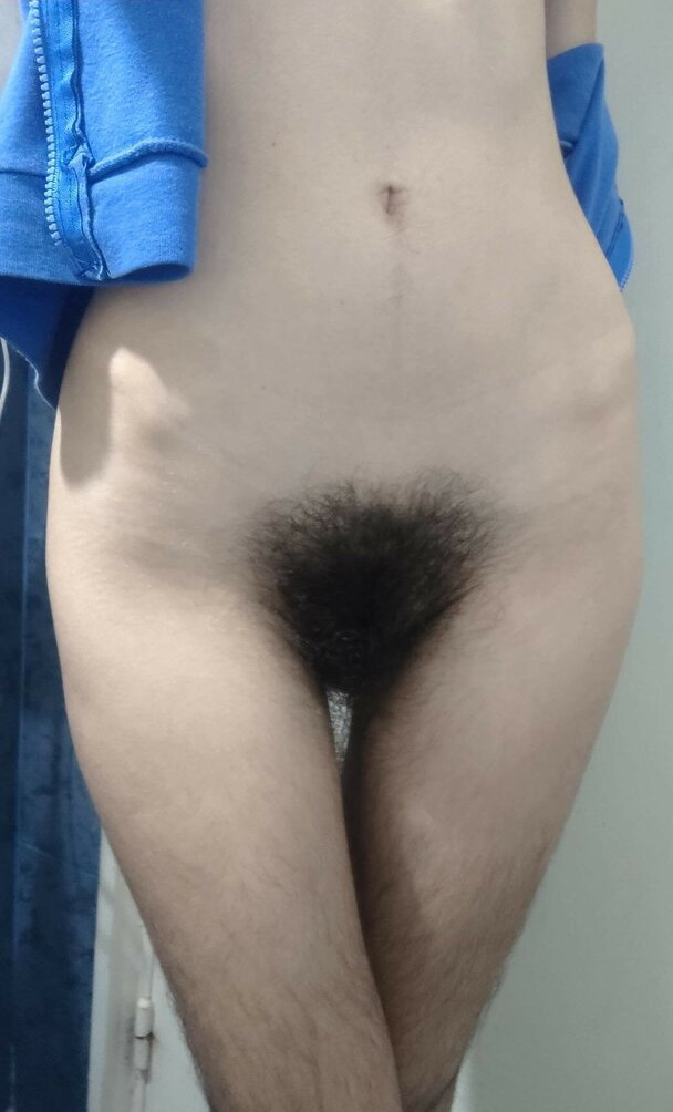 hairy-women gallery photo #2212