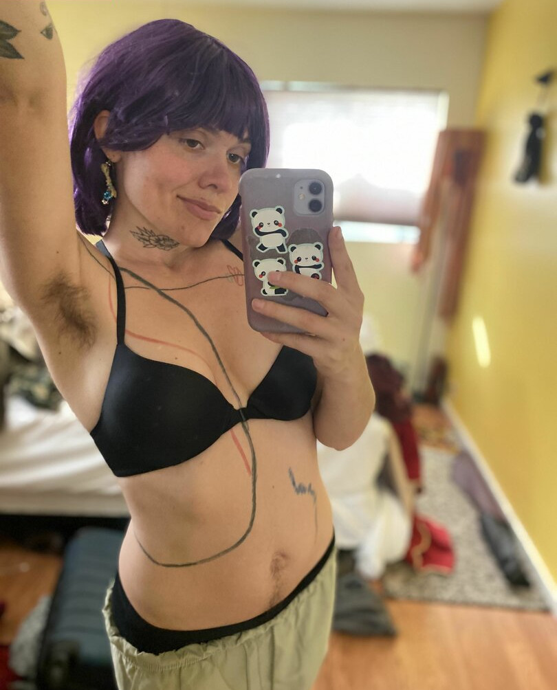 hairy-women gallery photo #2355