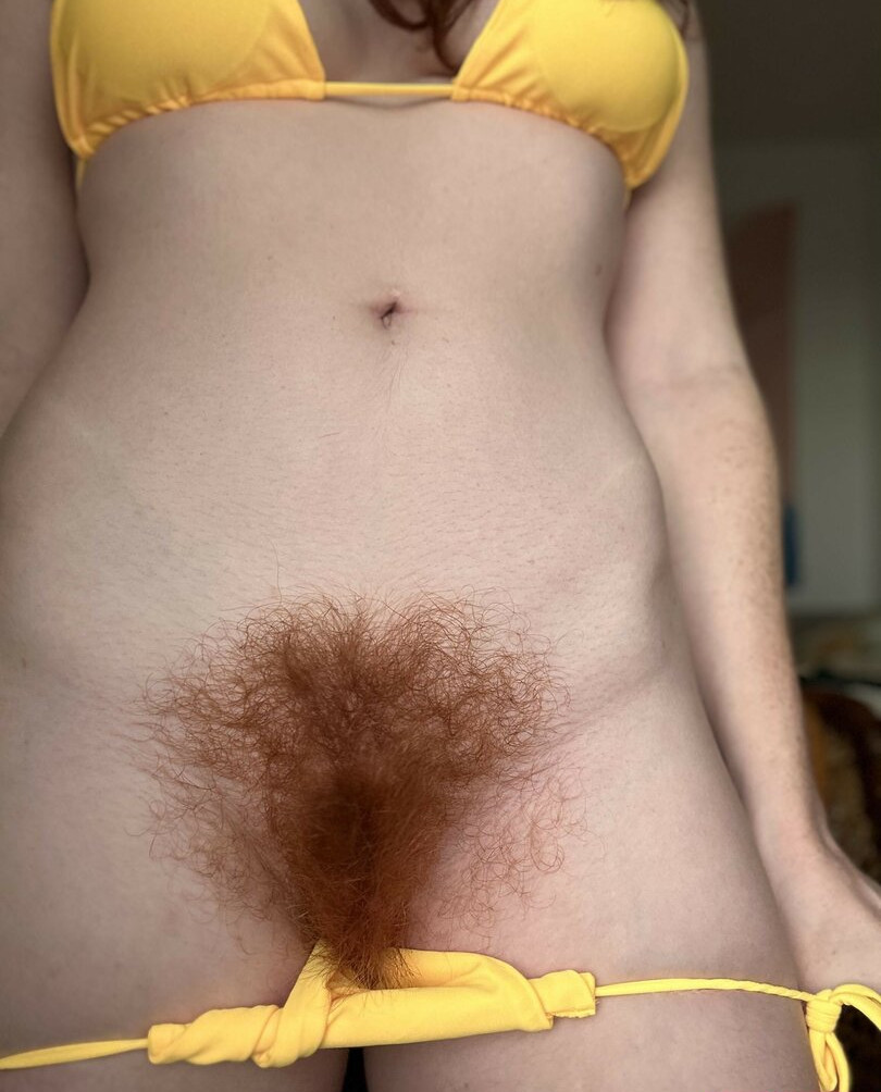 hairy-women gallery photo #2454