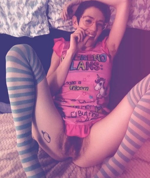 hairy-women gallery photo #2905