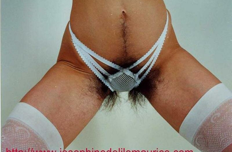 hairy-women gallery photo #3042