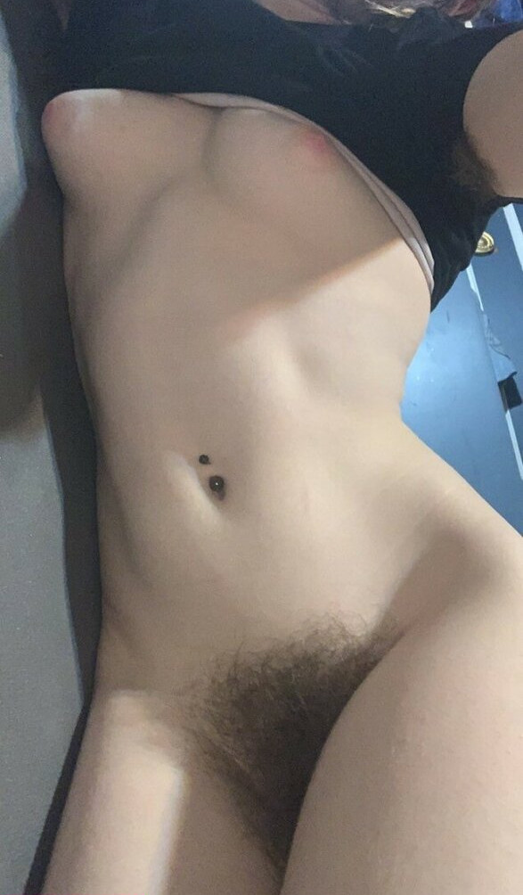 hairy-women gallery photo #4326