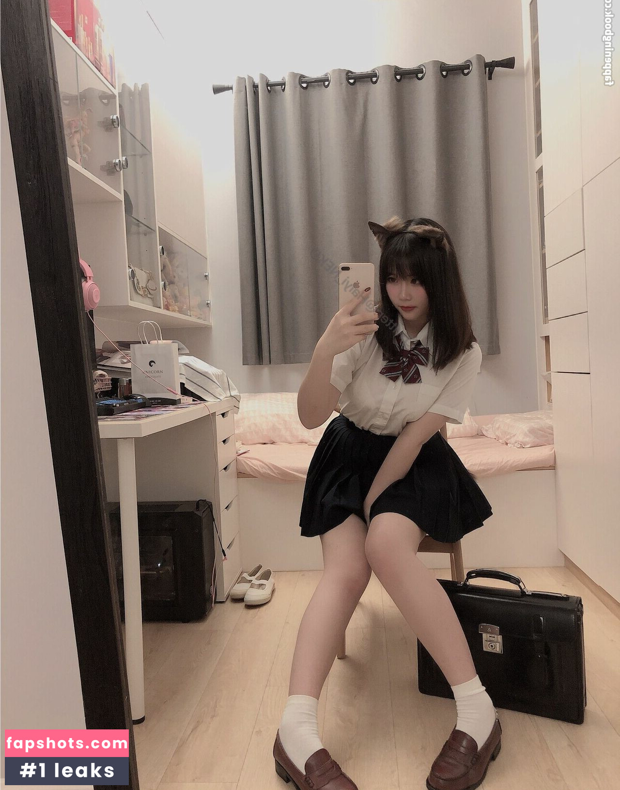 Haiyi_NEKO gallery photo #96