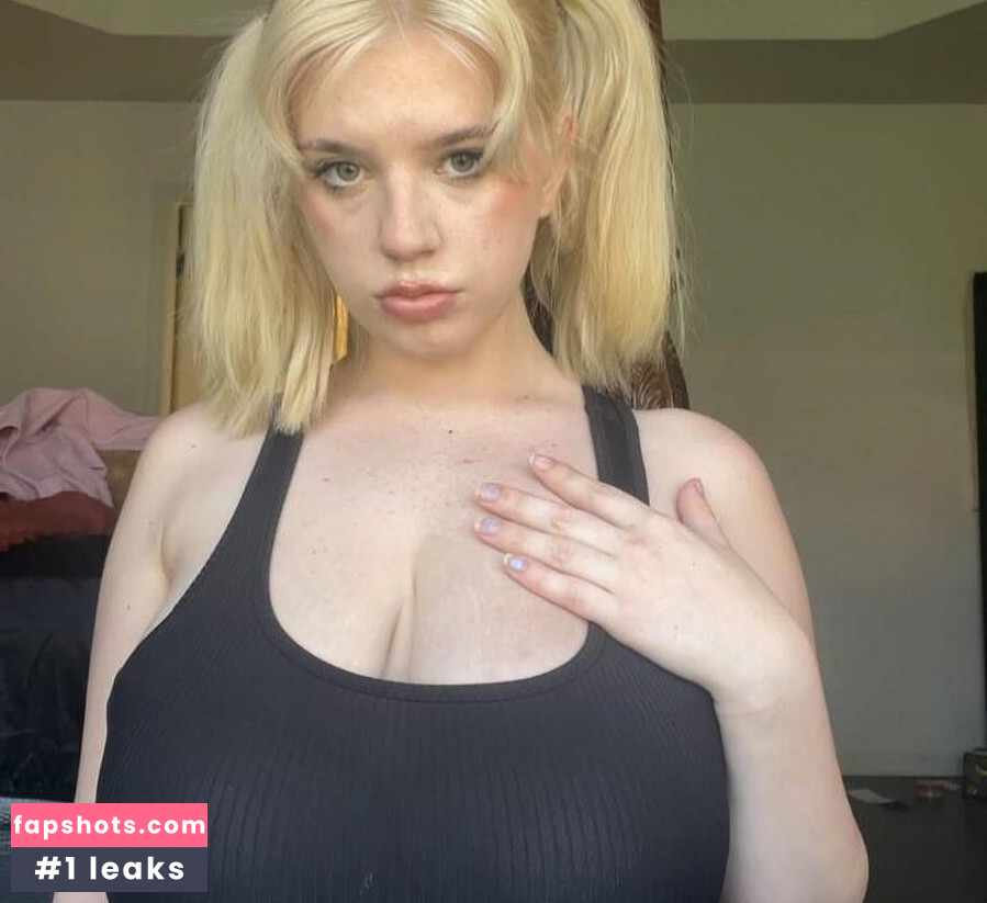 Haley Z gallery photo #23