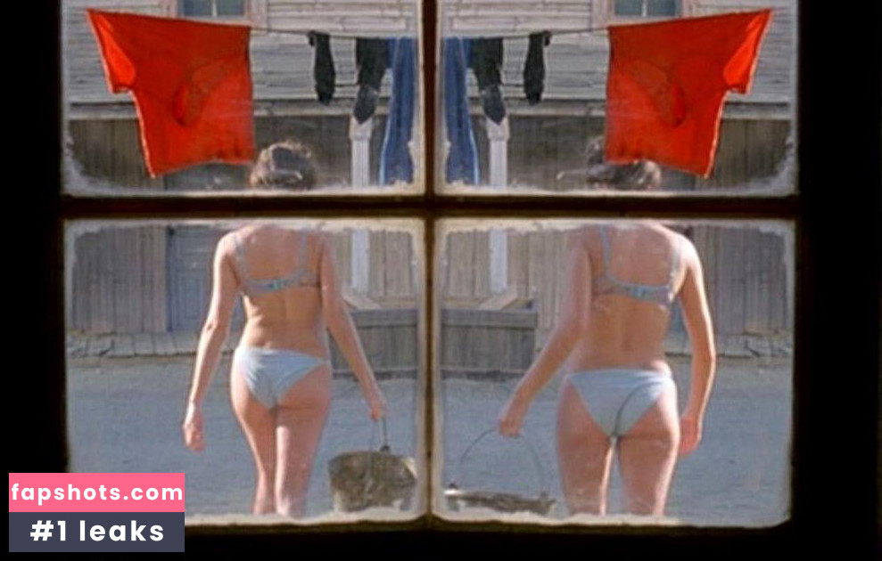 Halina Reijn gallery photo #12