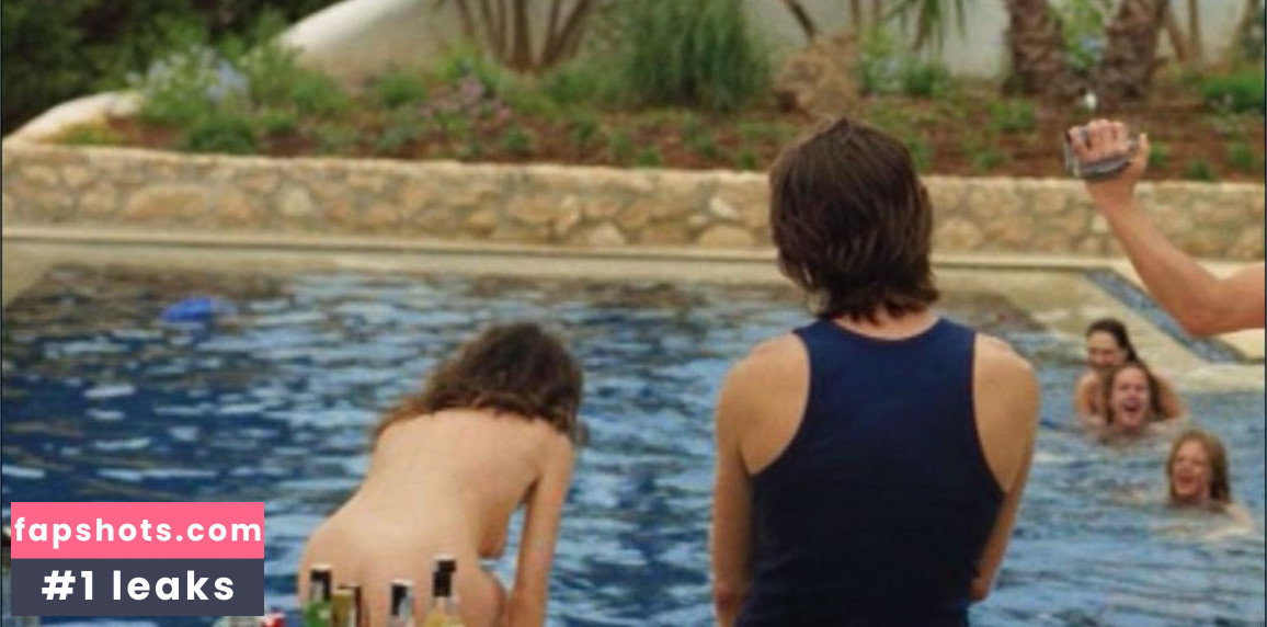 Halina Reijn gallery photo #27