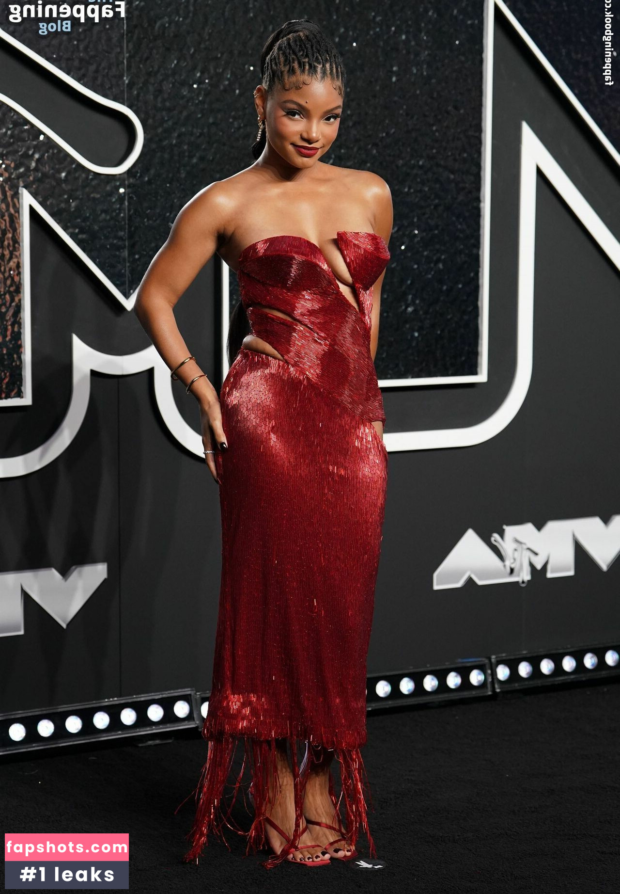 Halle Bailey gallery photo #120