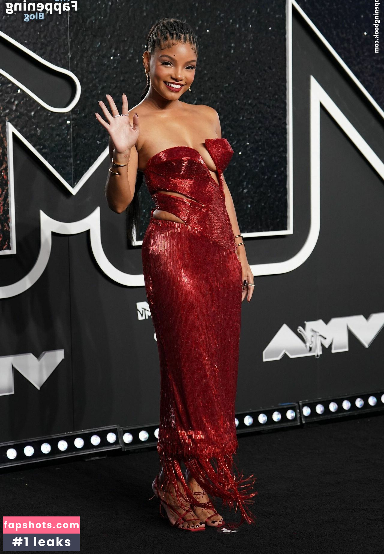 Halle Bailey gallery photo #121