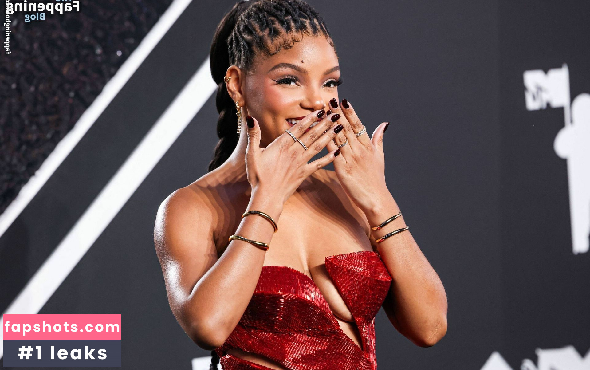 Halle Bailey gallery photo #132