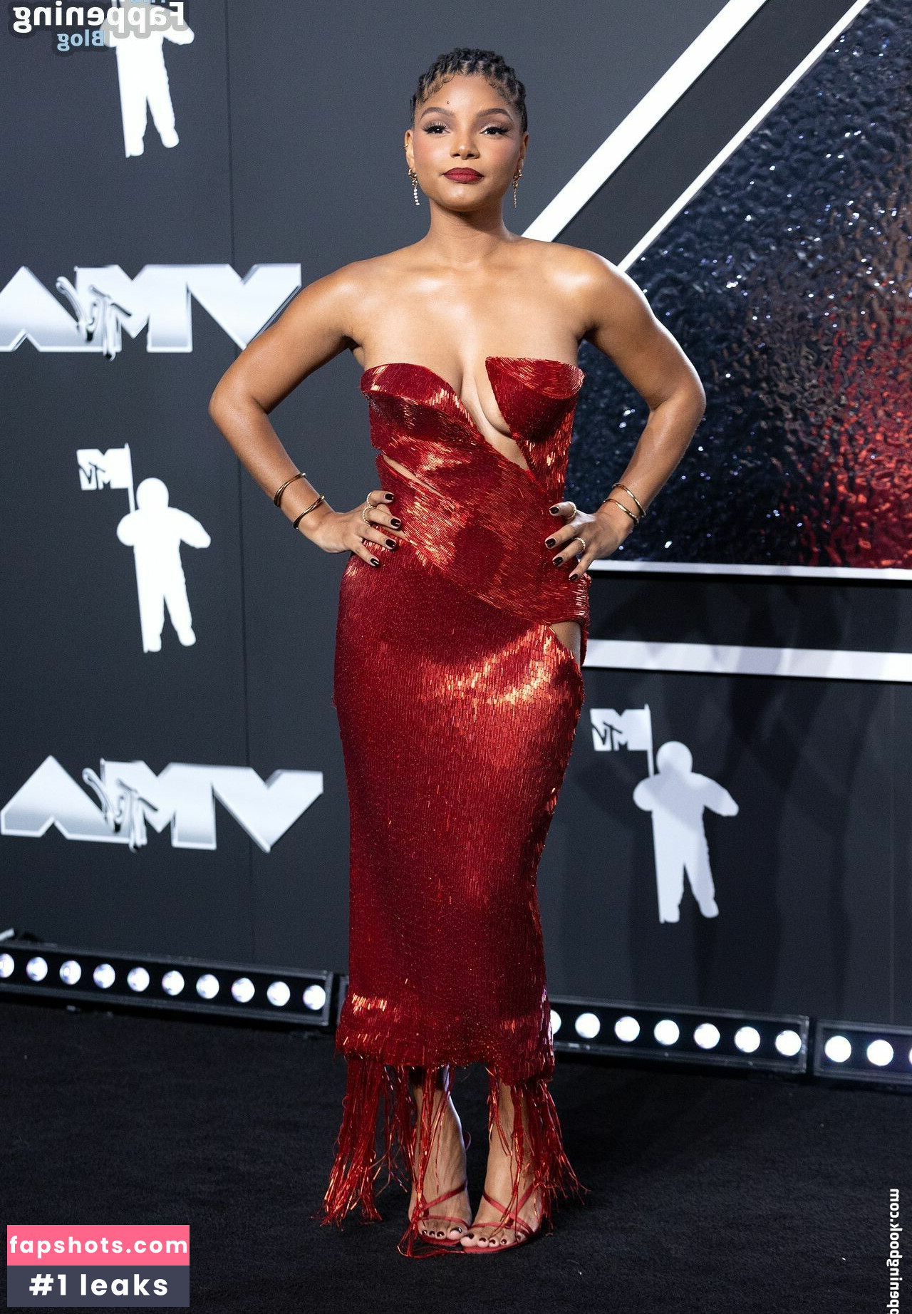 Halle Bailey gallery photo #149