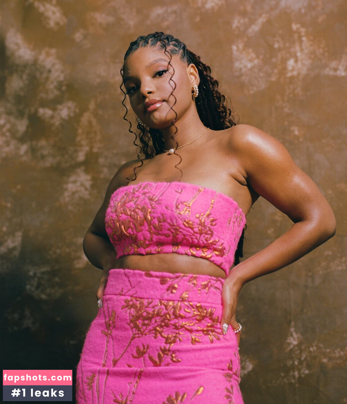 Halle Bailey gallery photo #17