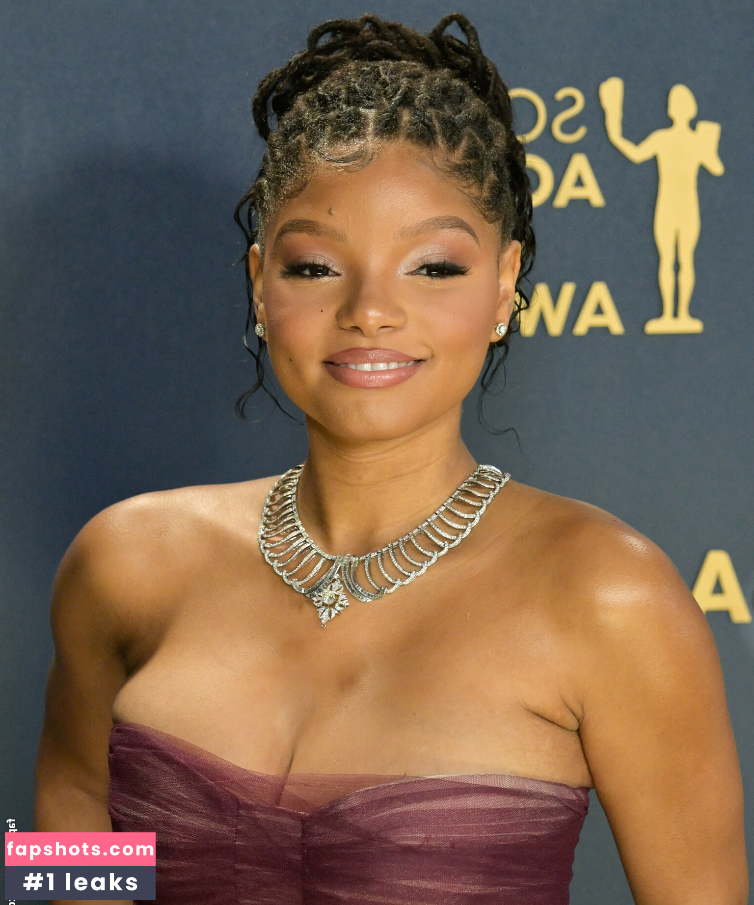 Halle Bailey gallery photo #171
