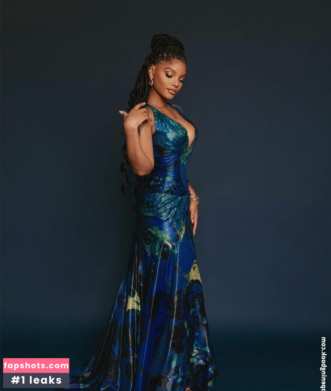 Halle Bailey gallery photo #176