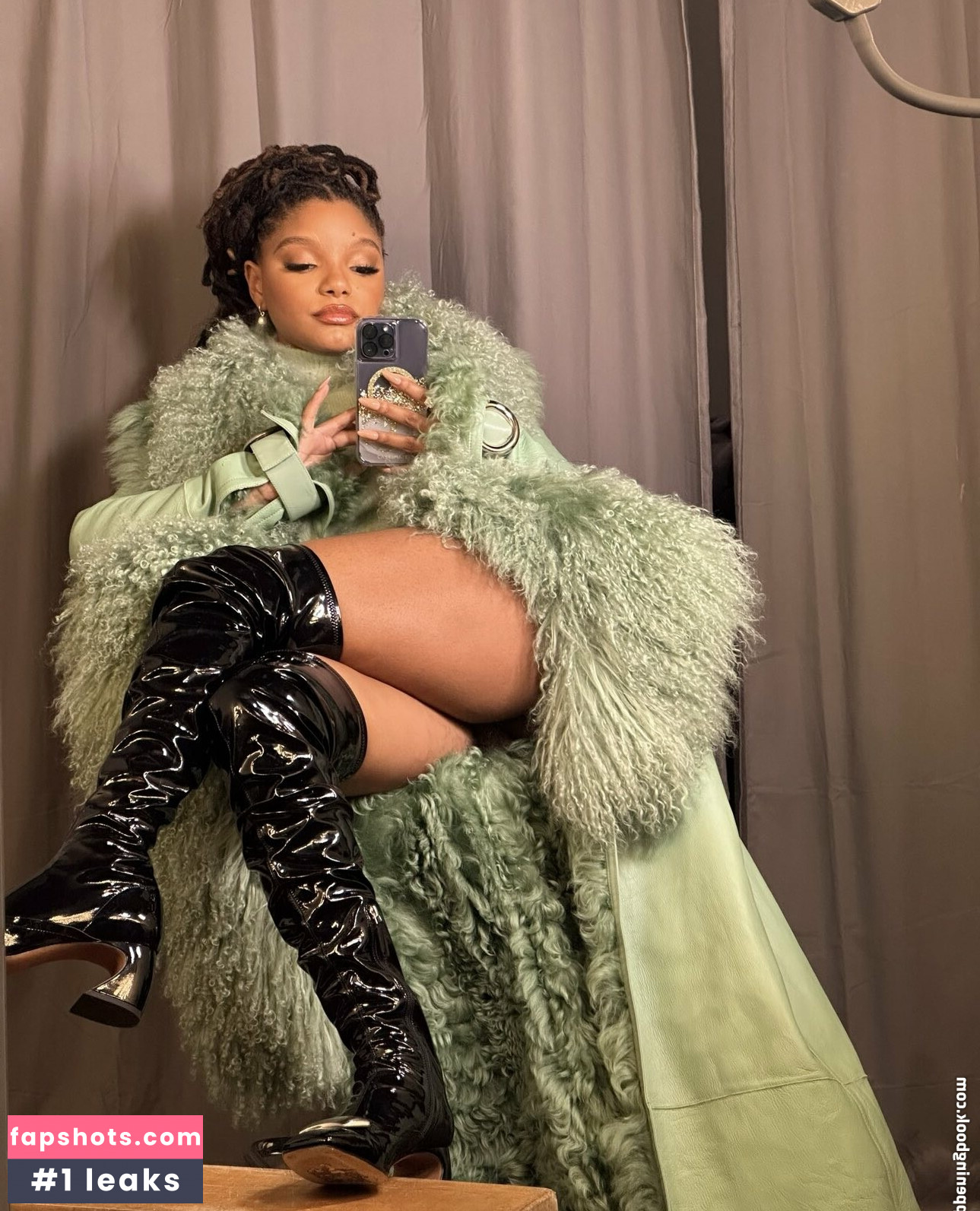 Halle Bailey gallery photo #188