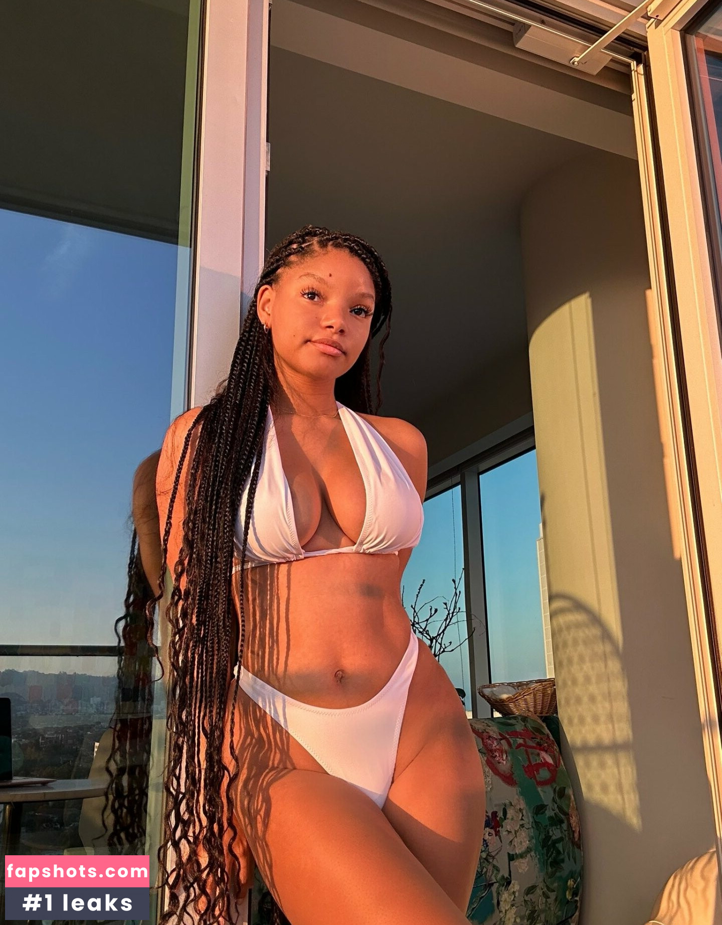 Halle Bailey gallery photo #208