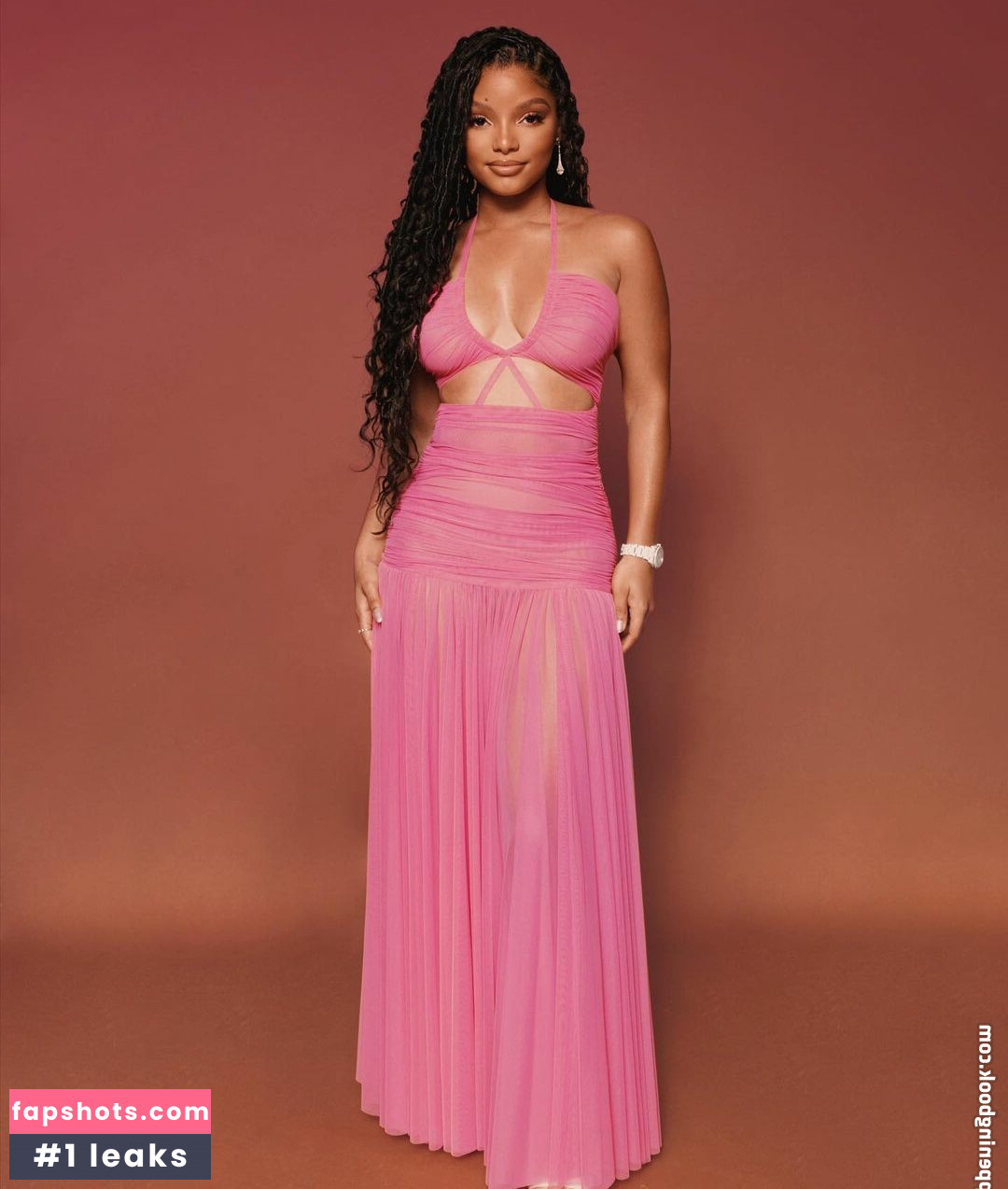 Halle Bailey gallery photo #252