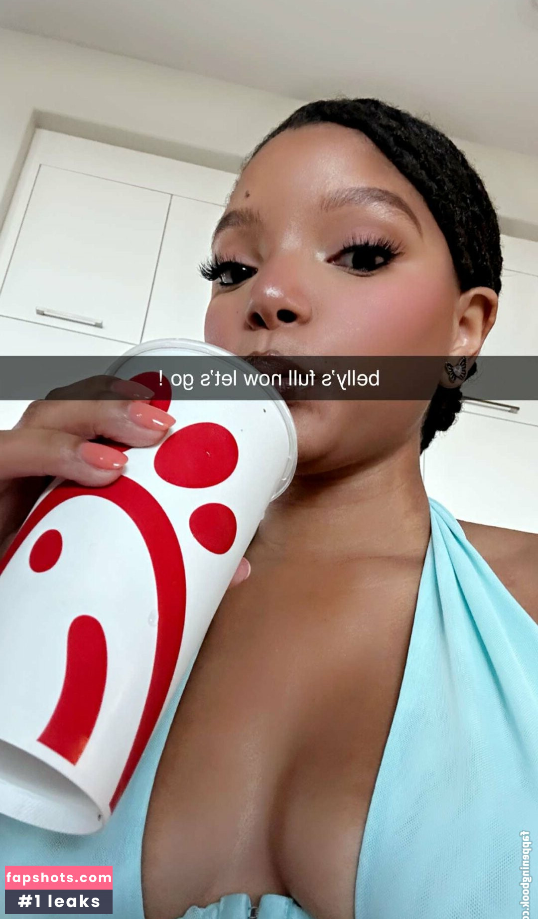 Halle Bailey gallery photo #35