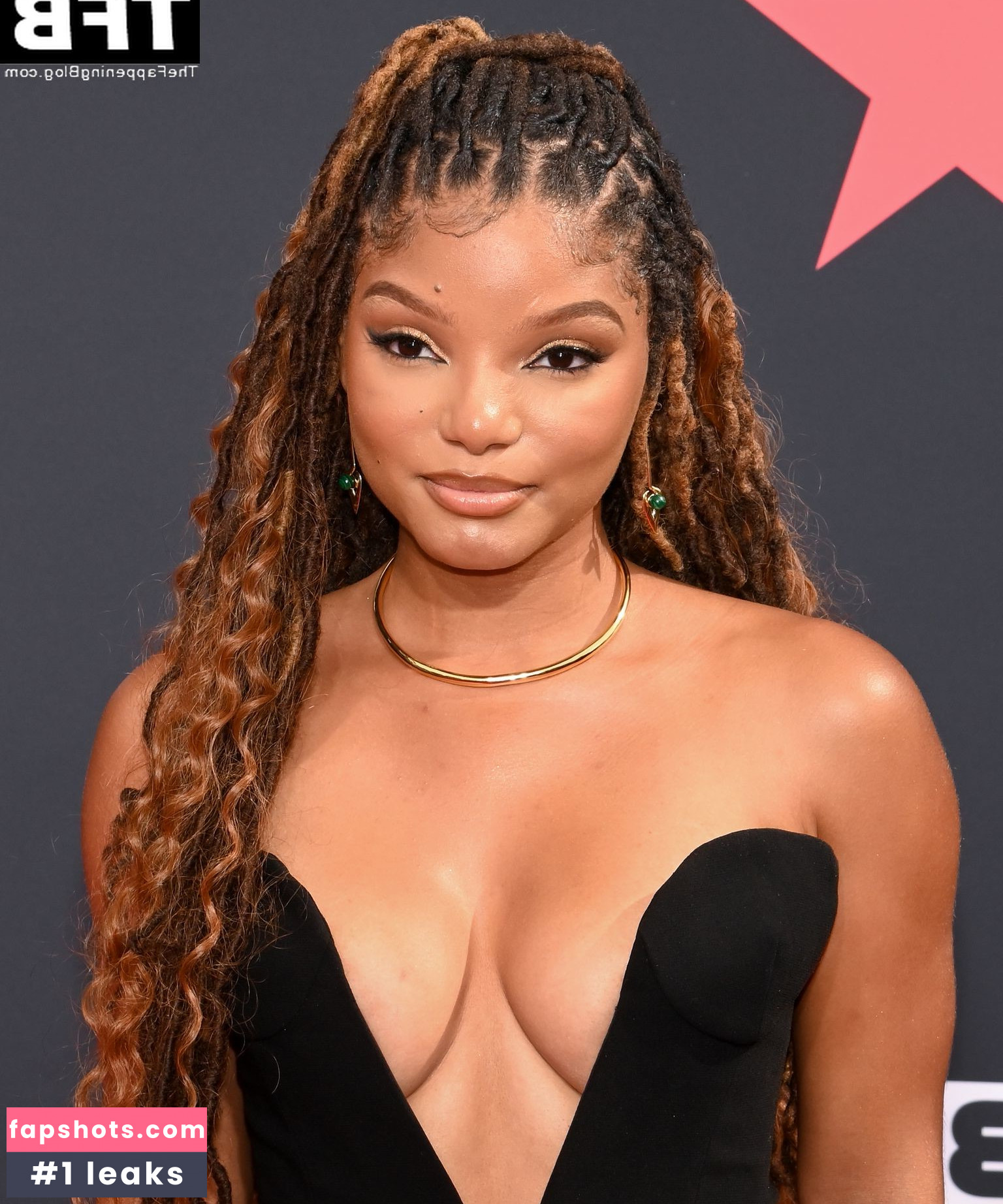 Halle Bailey gallery photo #342