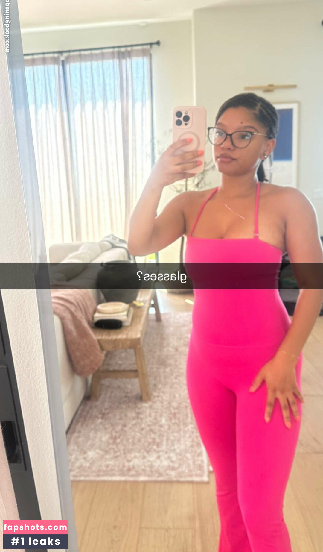 Halle Bailey gallery photo #38