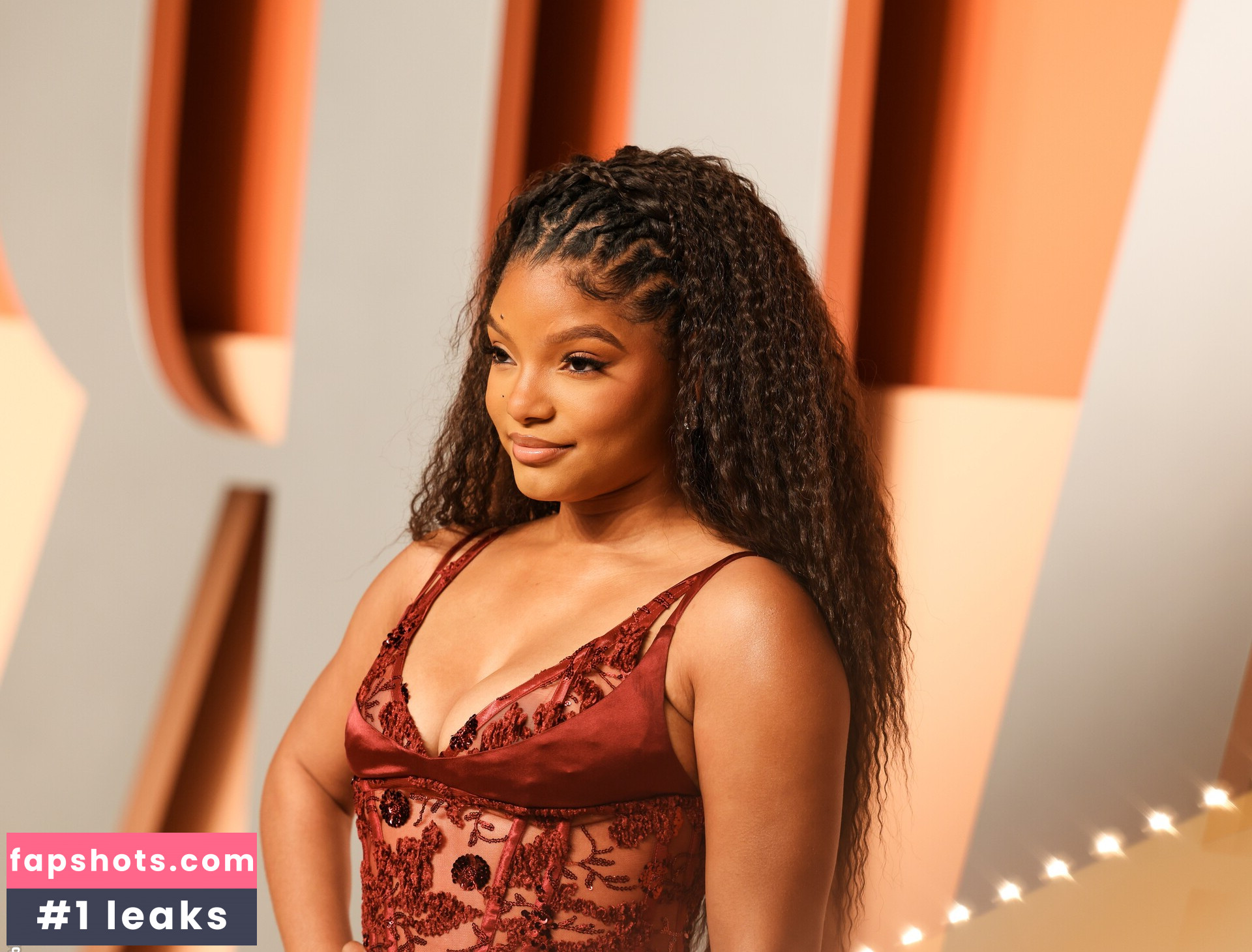 Halle Bailey gallery photo #74