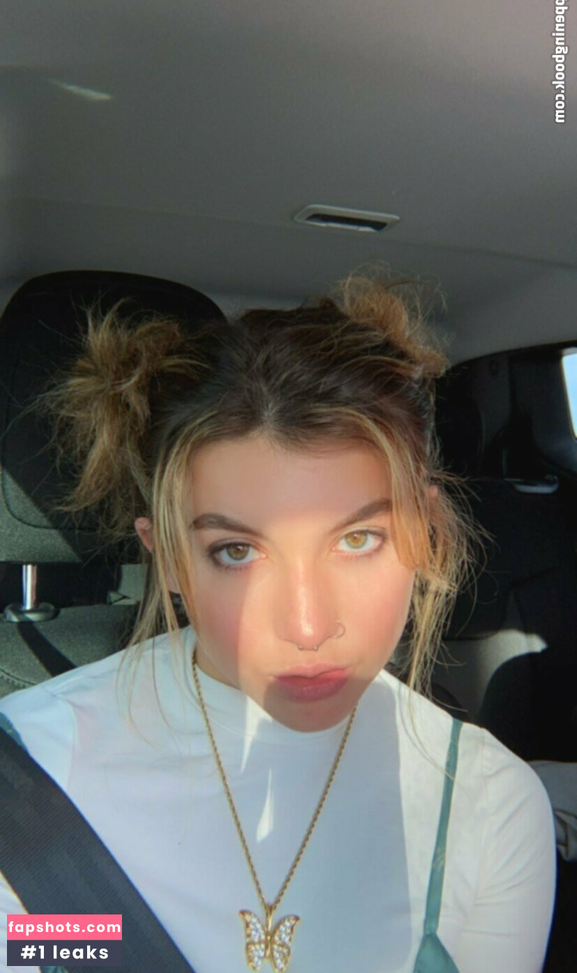 Halle Nottage gallery photo #14