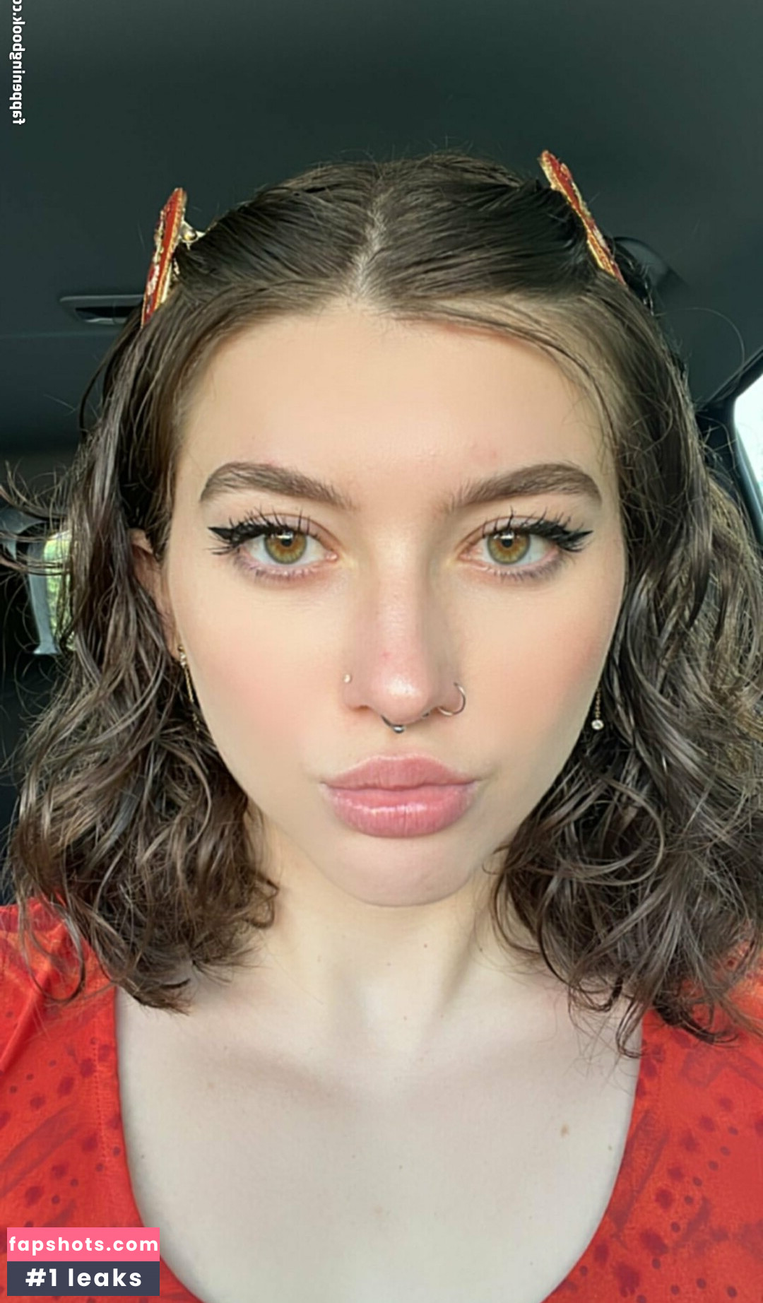 Halle Nottage gallery photo #15