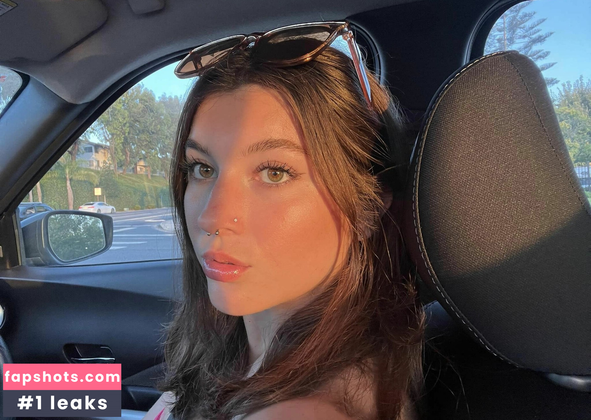 Halle Nottage gallery photo #17