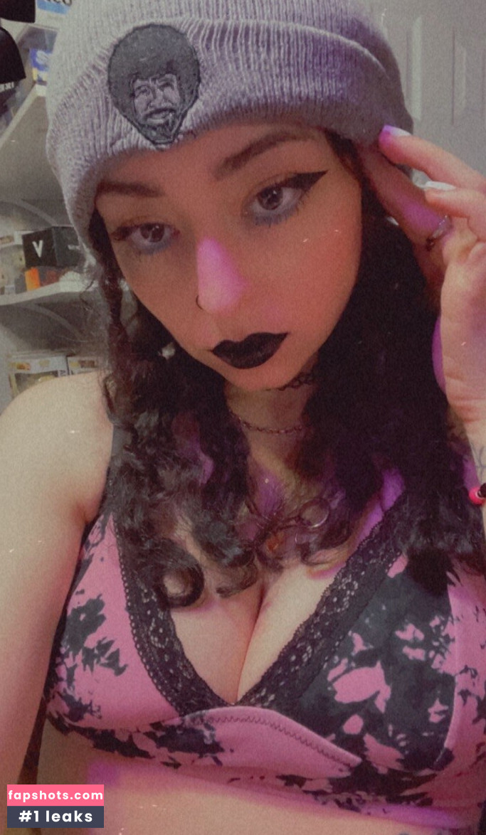 Halley gallery photo #13