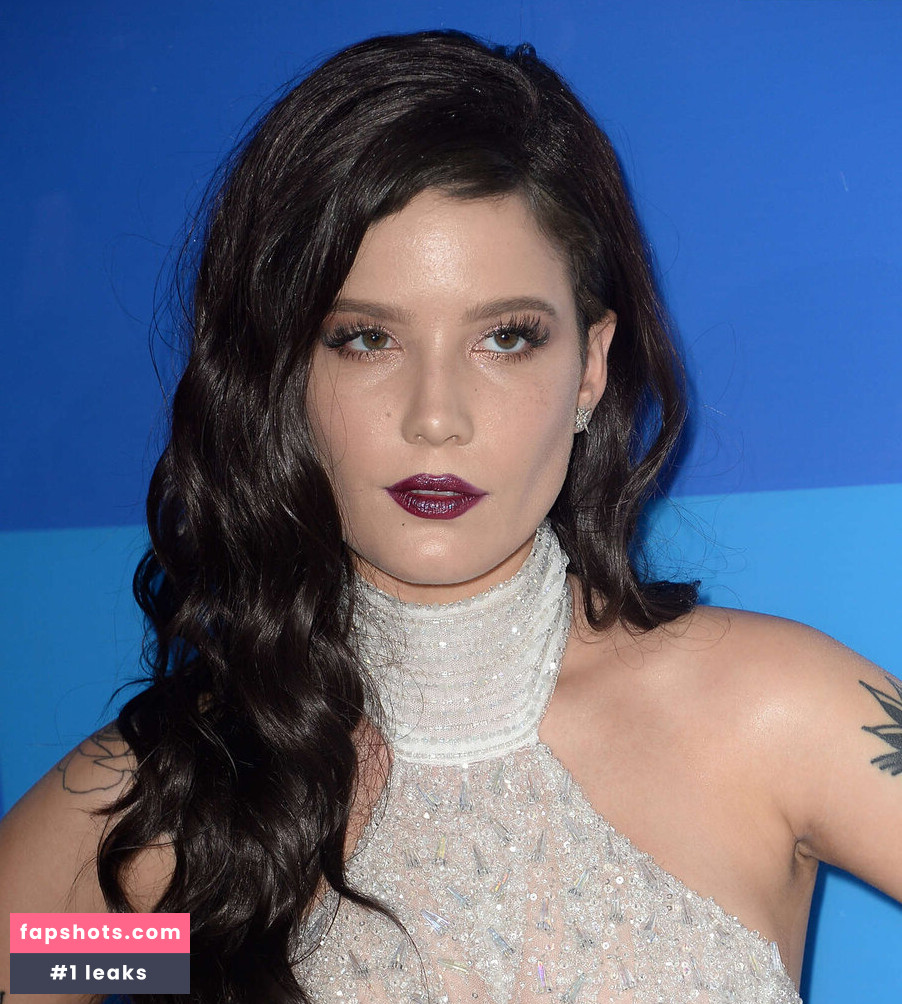 Halsey Nahé úniky fotek pouze od fanoušků #393 - Fapshots