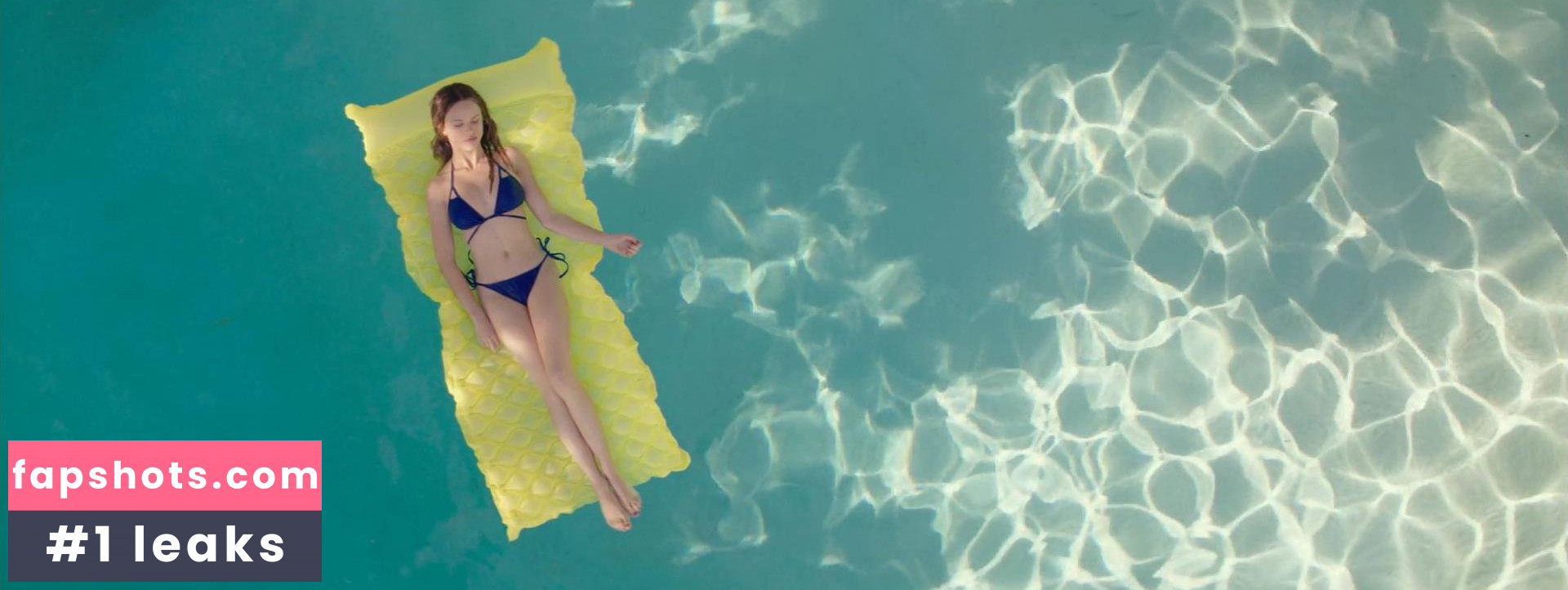 Halston Sage gallery photo #56