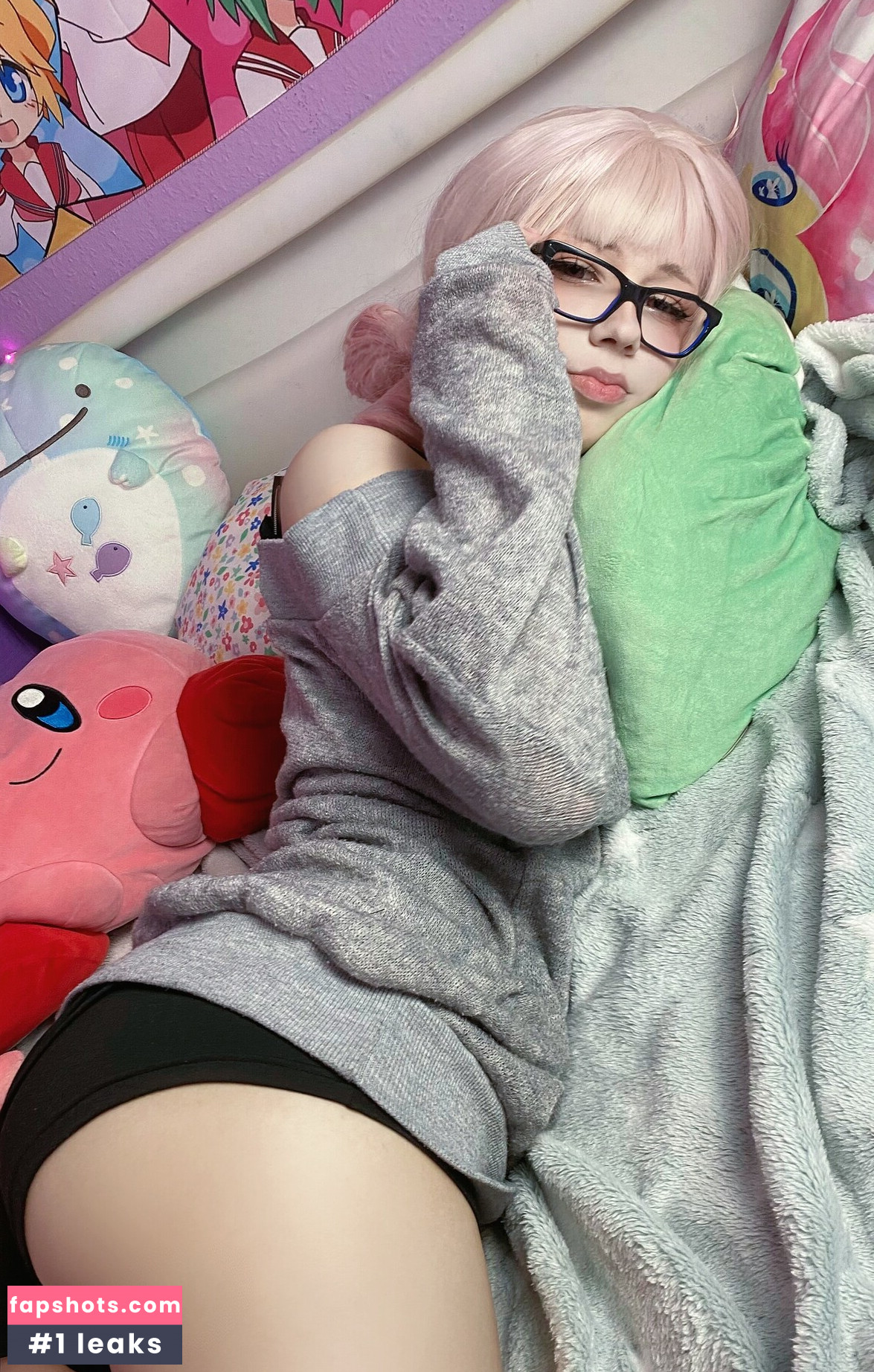 Haltsmanu nude babe gallery