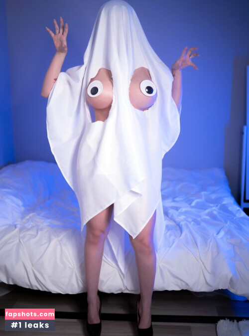 Hana Bunny (Hanna Dinh) gallery photo #1930