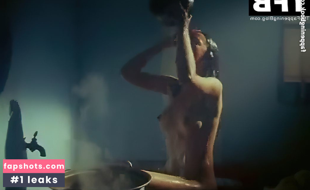 Hande Ataizi Filtración Desnuda OnlyFans Foto #3 - Fapshots