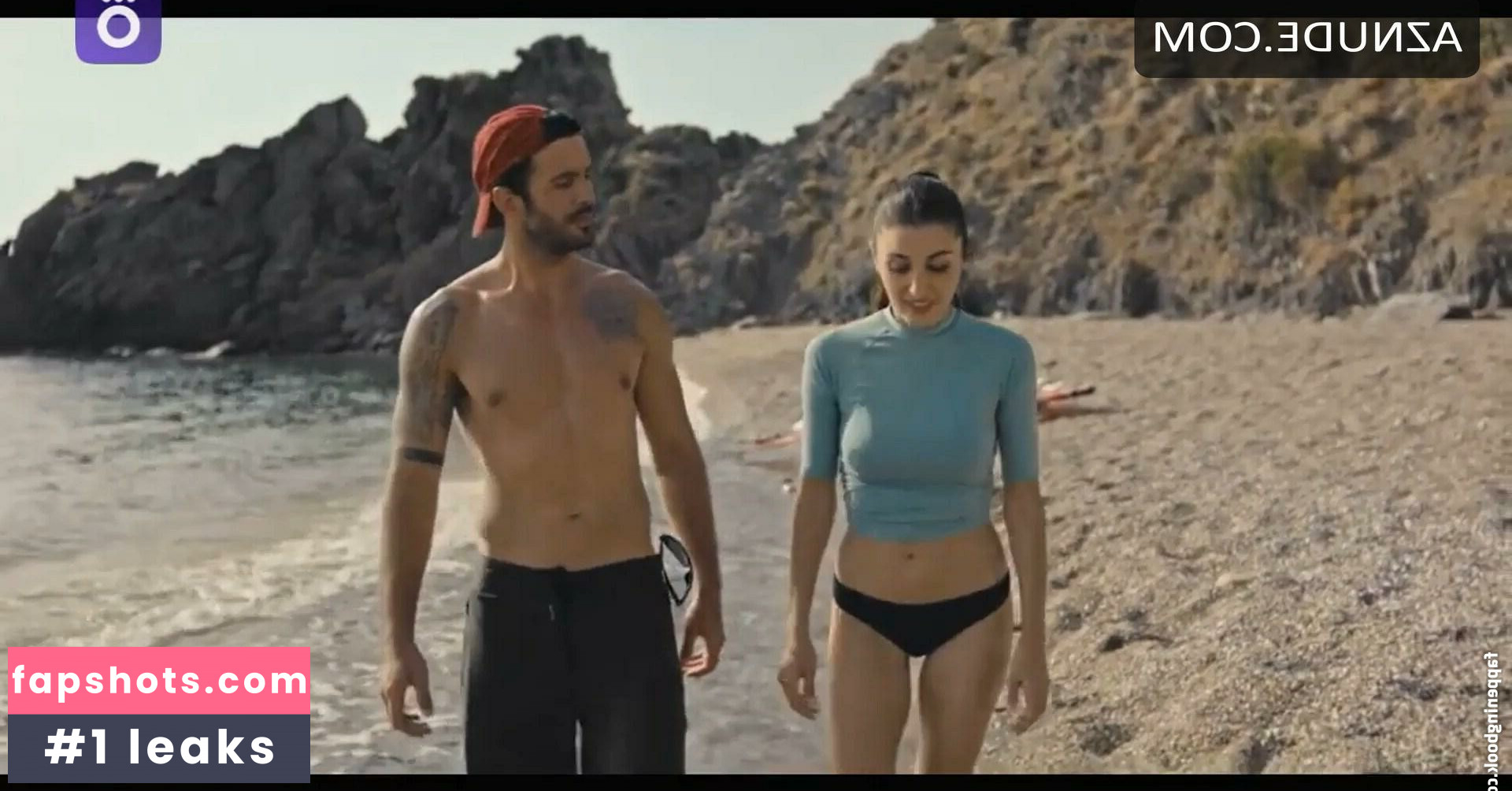 Hande Ercel gallery photo #35