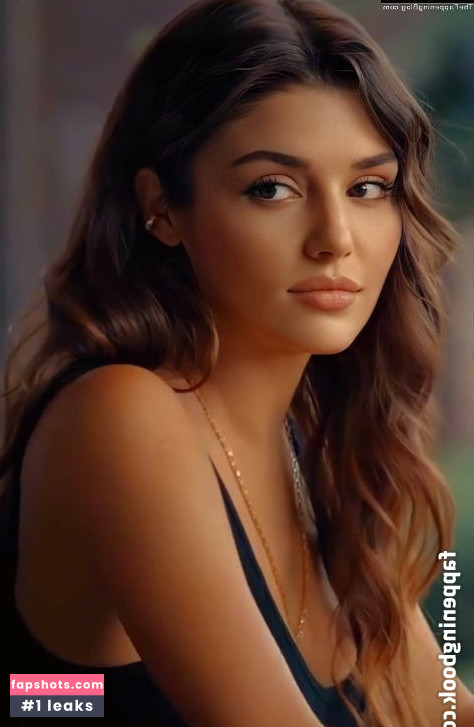 Hande Ercel gallery photo #83