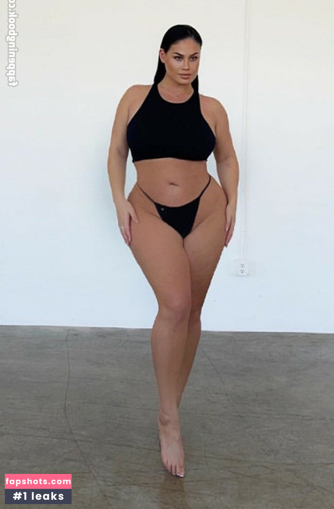 Hanna Maria gallery photo #6