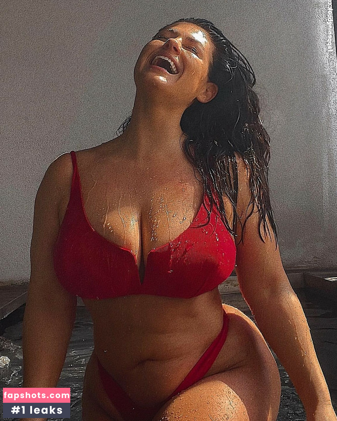 Hanna Maria Wilperath gallery photo #12