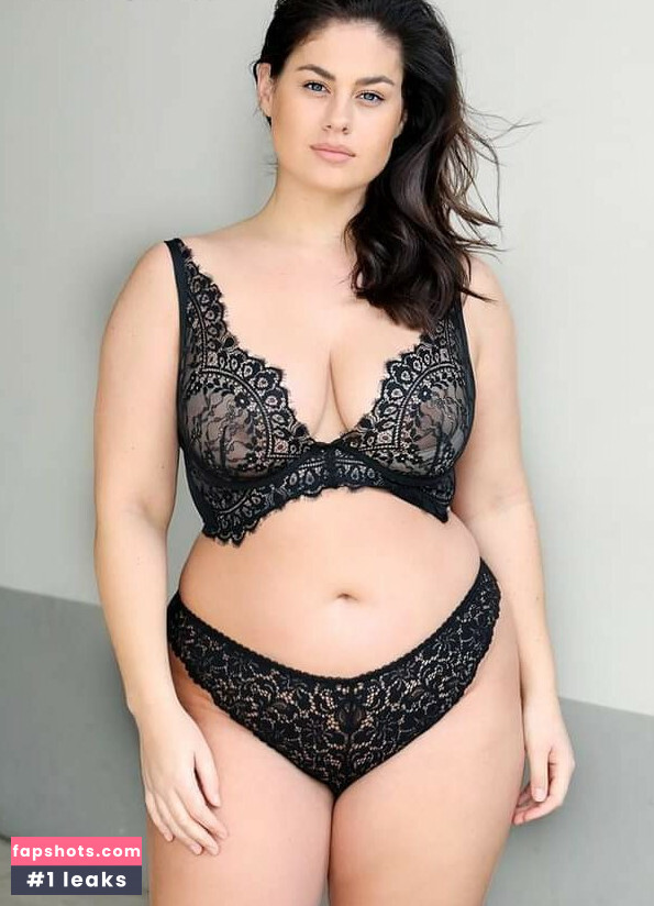 Hanna Maria Wilperath gallery photo #5