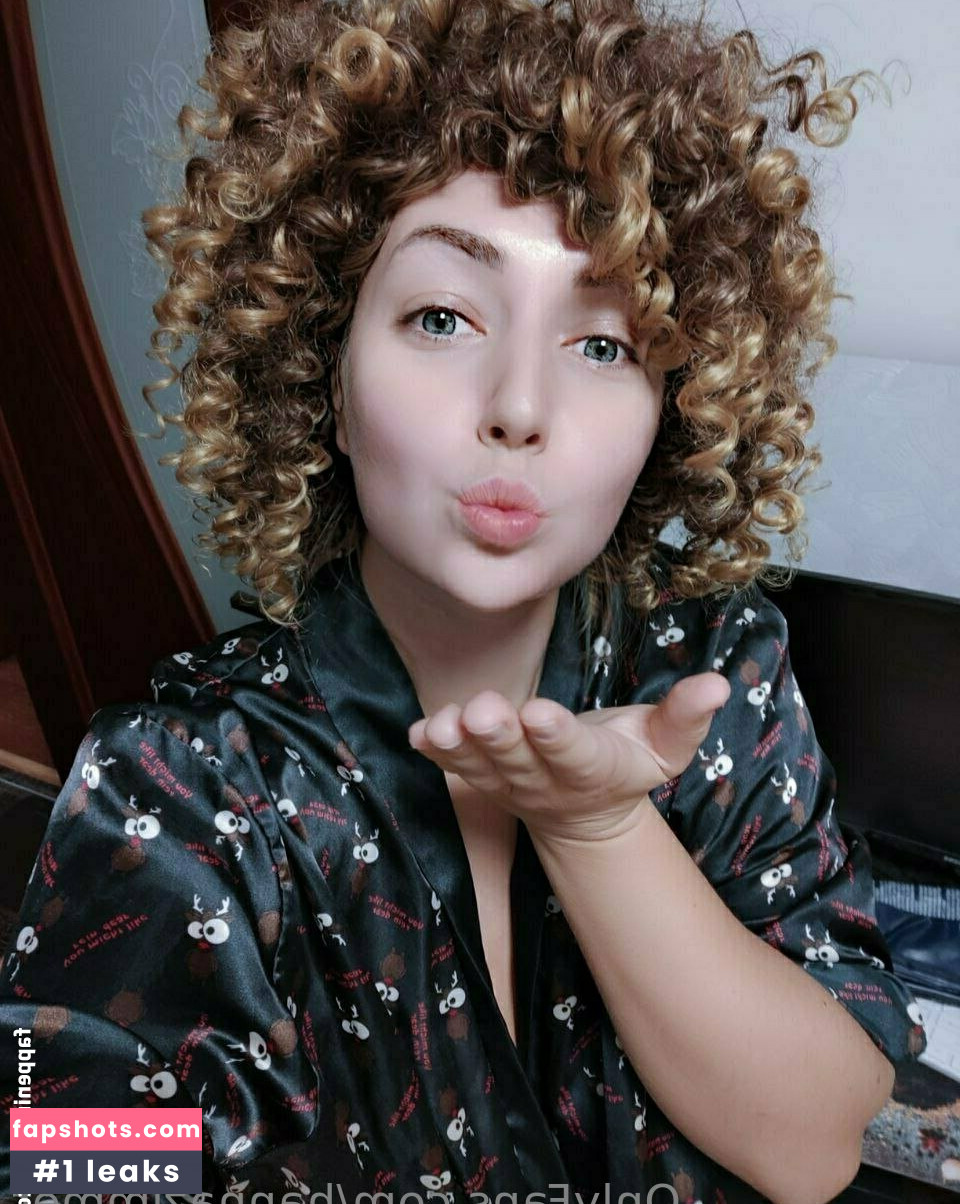 Hanna Zimmer gallery photo #119