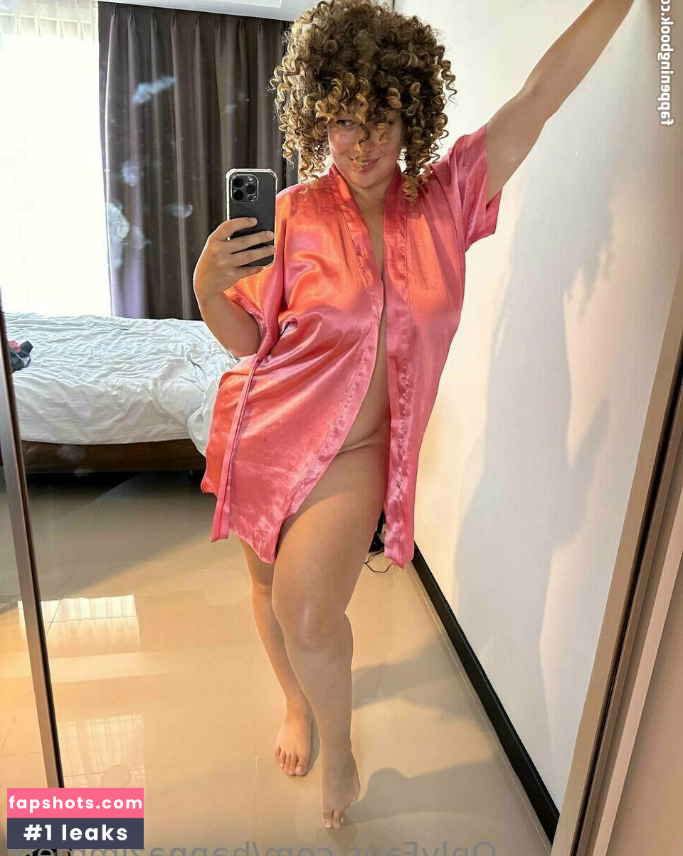 Hanna Zimmer gallery photo #124