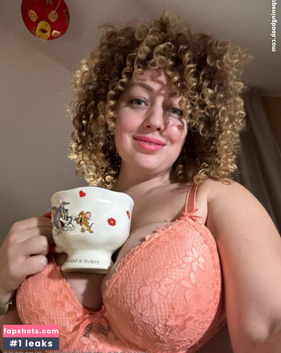 Hanna Zimmer gallery photo #35