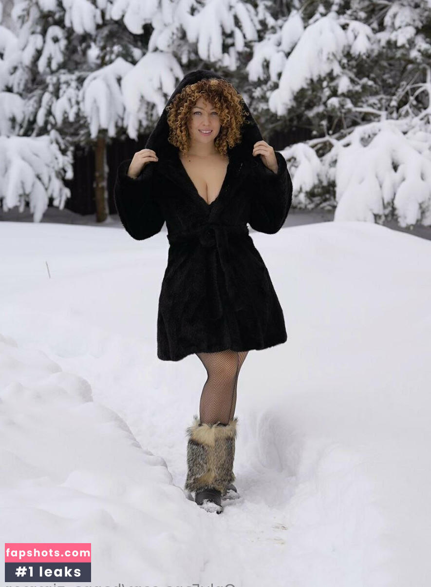 Hanna Zimmer gallery photo #56