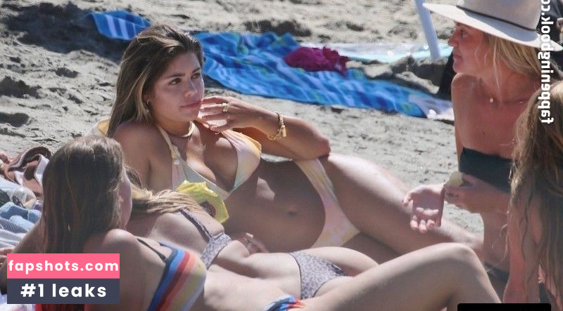 Hannah-Ann Sluss gallery photo #2