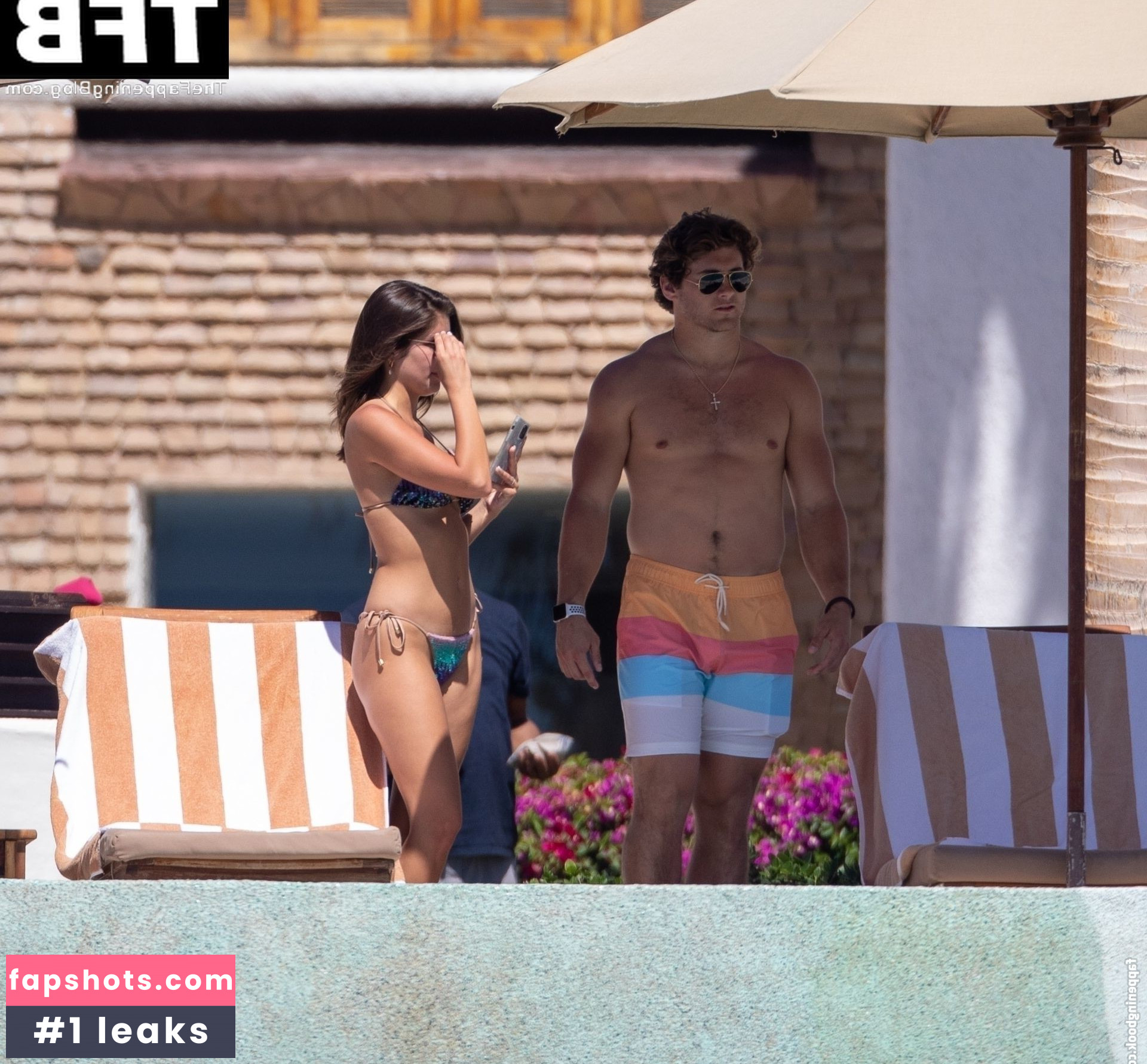 Hannah-Ann Sluss gallery photo #49