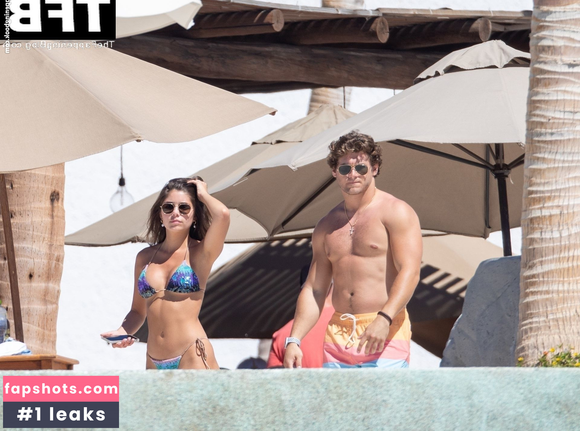 Hannah-Ann Sluss gallery photo #54