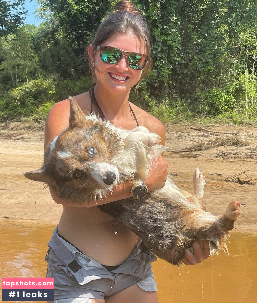 Hannah Barron gallery photo #108