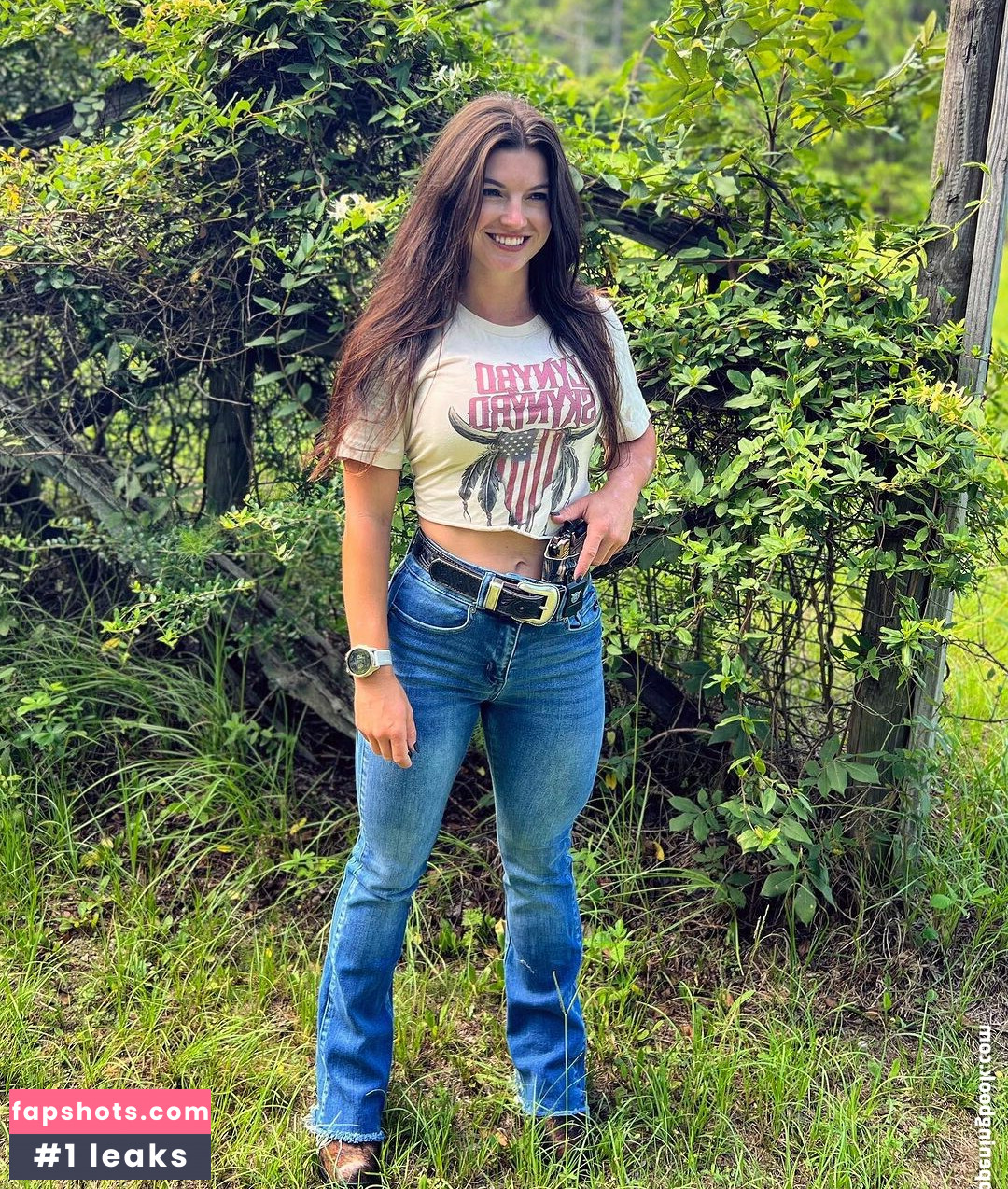 Hannah Barron gallery photo #110