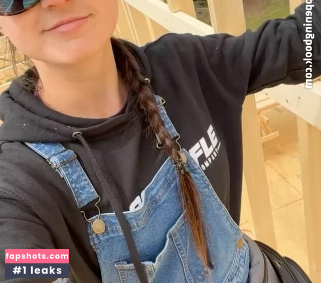 Hannah Barron gallery photo #125