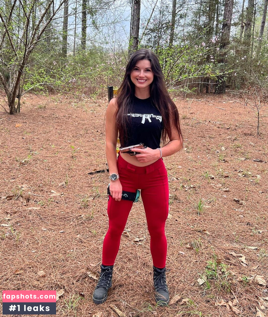 Hannah Barron gallery photo #136