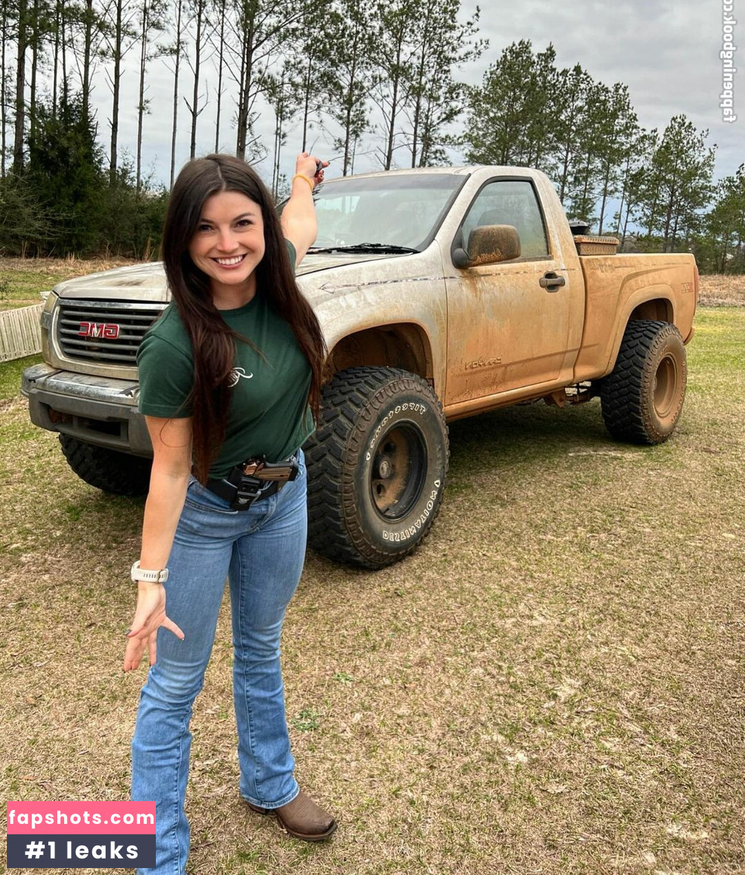 Hannah Barron gallery photo #138